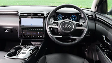 Kia Sportage vs Hyundai Tucson - Hyundai Tucson dash