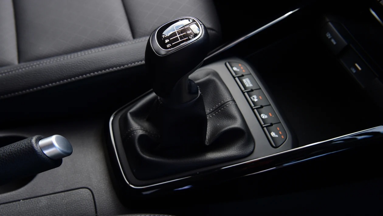 Used Kia Rio Mk5 - transmission