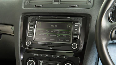 Used Skoda Octavia Mk2 - infotainment