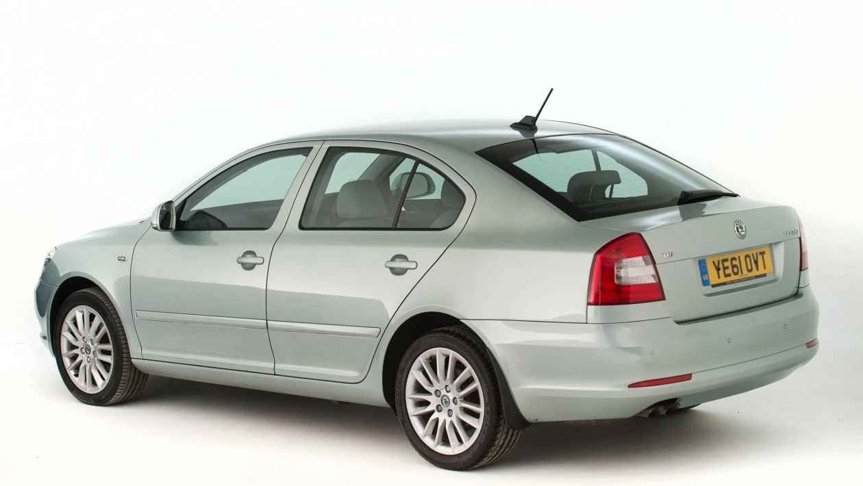 Used Skoda Octavia Mk2 - rear
