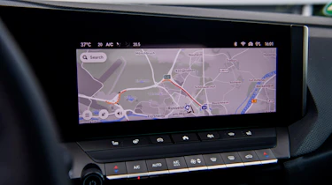 Vauxhall Astra Sports Tourer - sat-nav