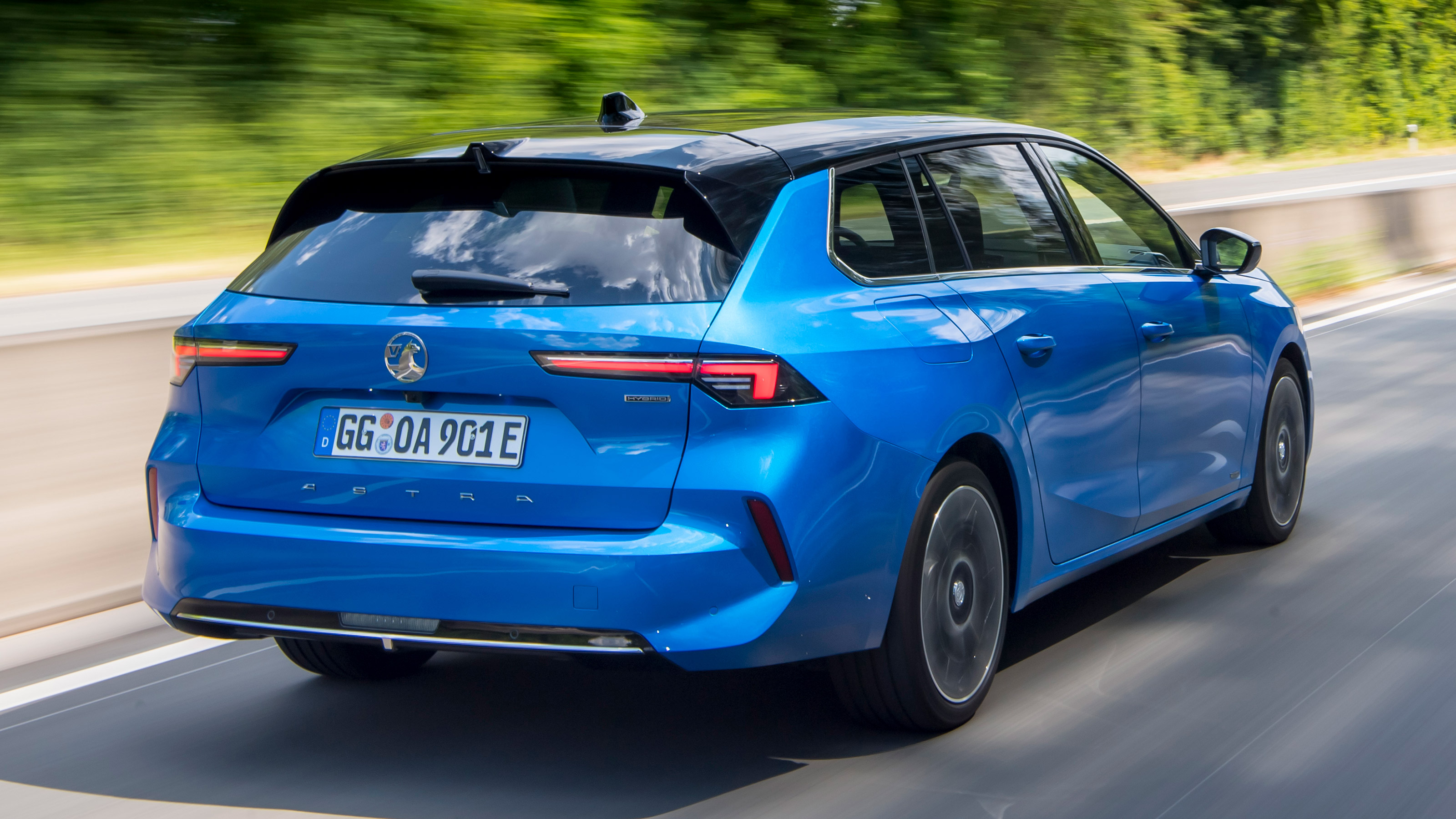 Vauxhall Astra Sports Tourer - rear