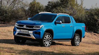 Volkswagen Amarok - front