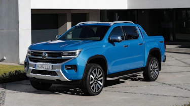 Volkswagen Amarok - front static