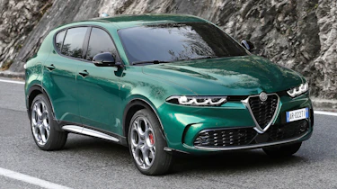 Alfa Romeo Tonale - front action