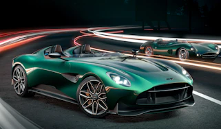 Aston Martin DBR22 - front