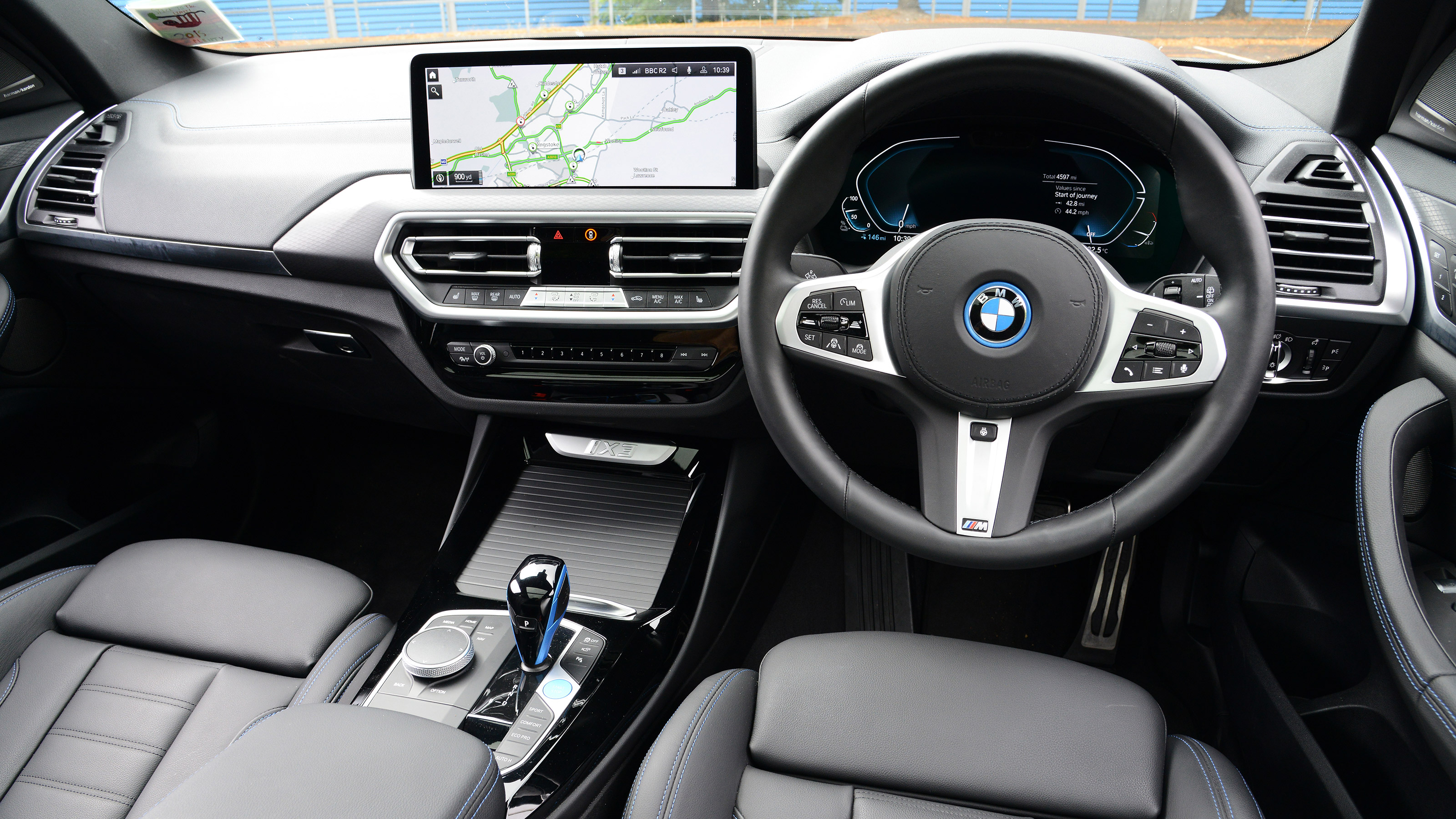 BMW iX3 long term test first report - dash