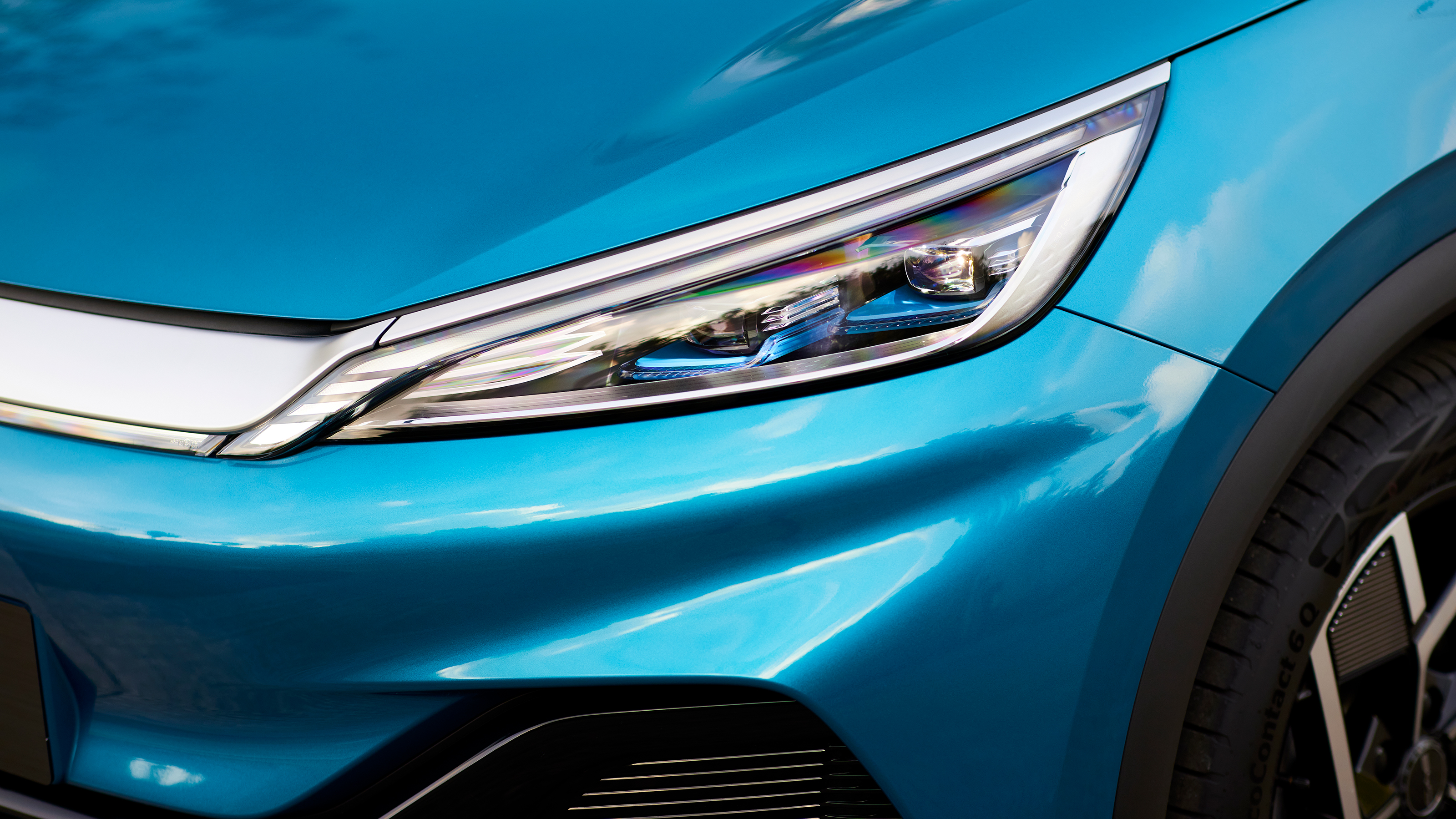 BYD Atto3 headlight