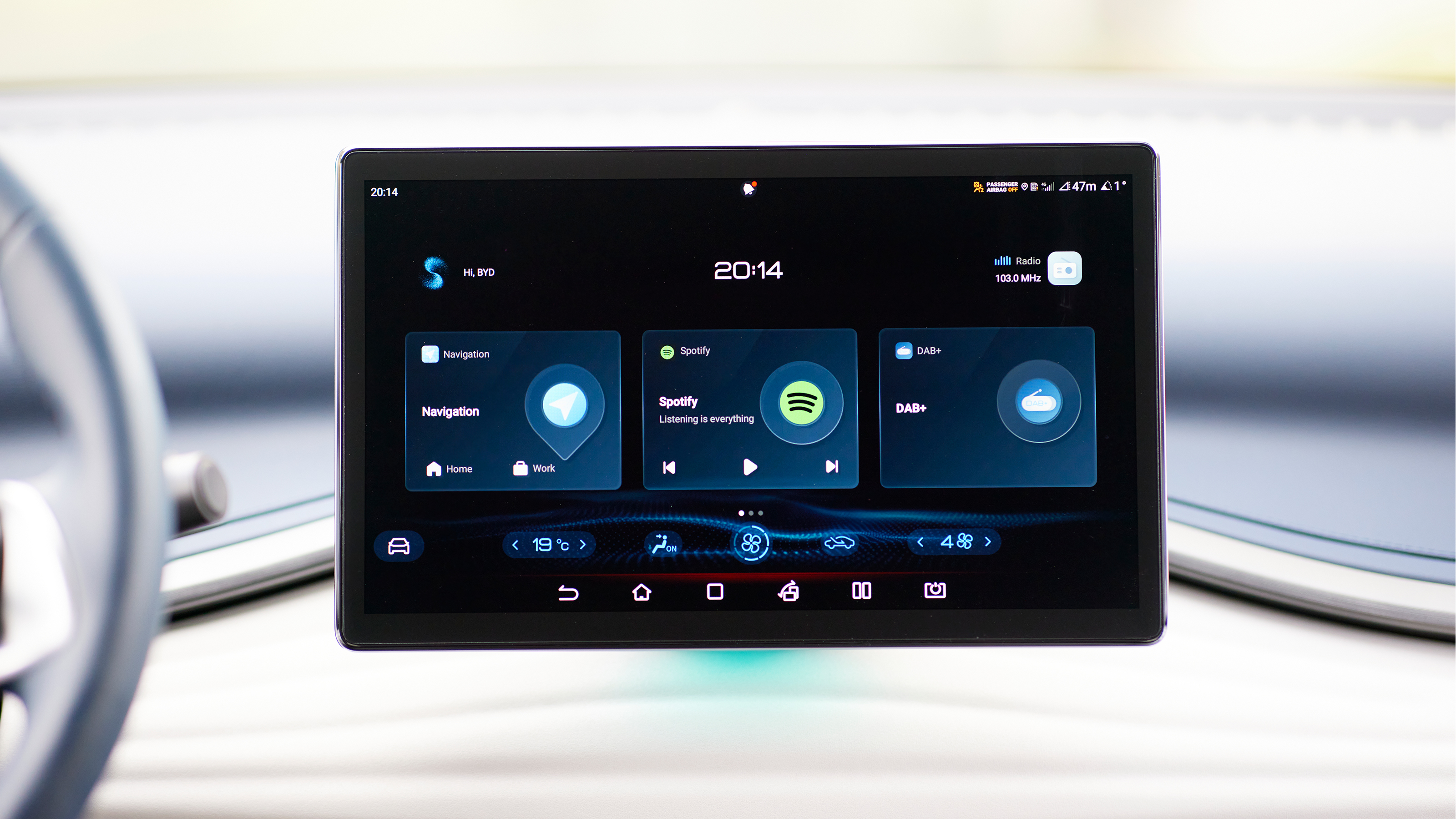 BYD Atto3 infotainment screen (horizontal)