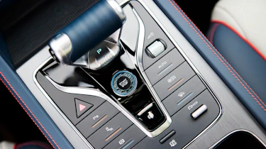 BYD Atto3 gear selector