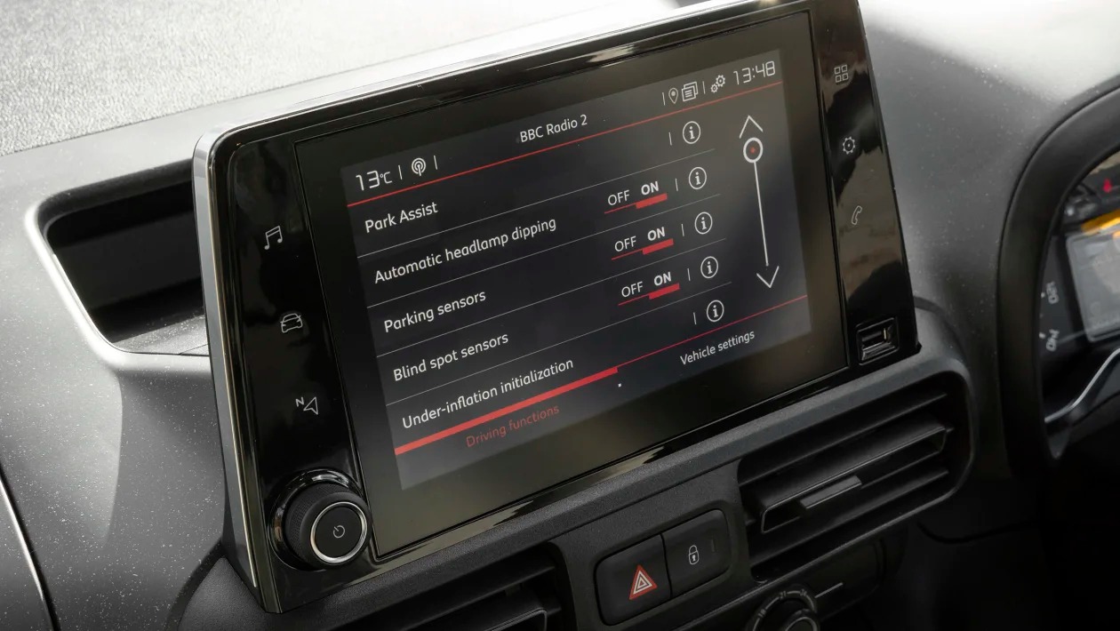 Used Citroen Berlingo - infotainment