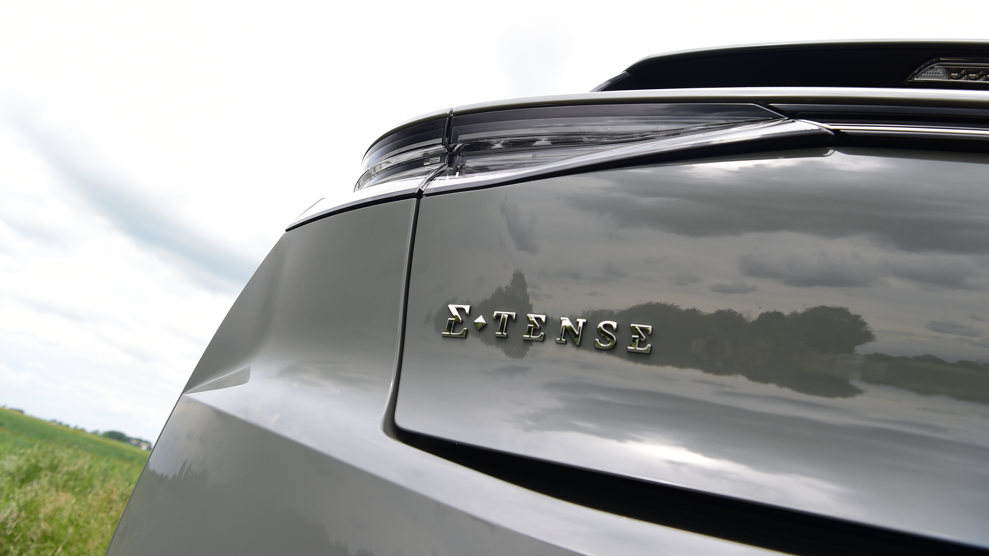 DS 4 - rear badge