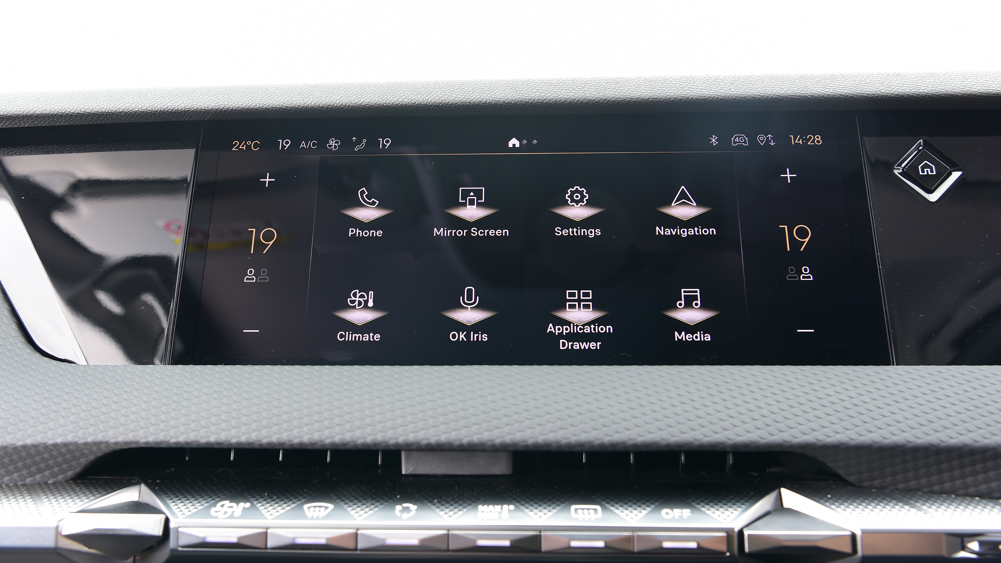 DS 4 - infotainment screen