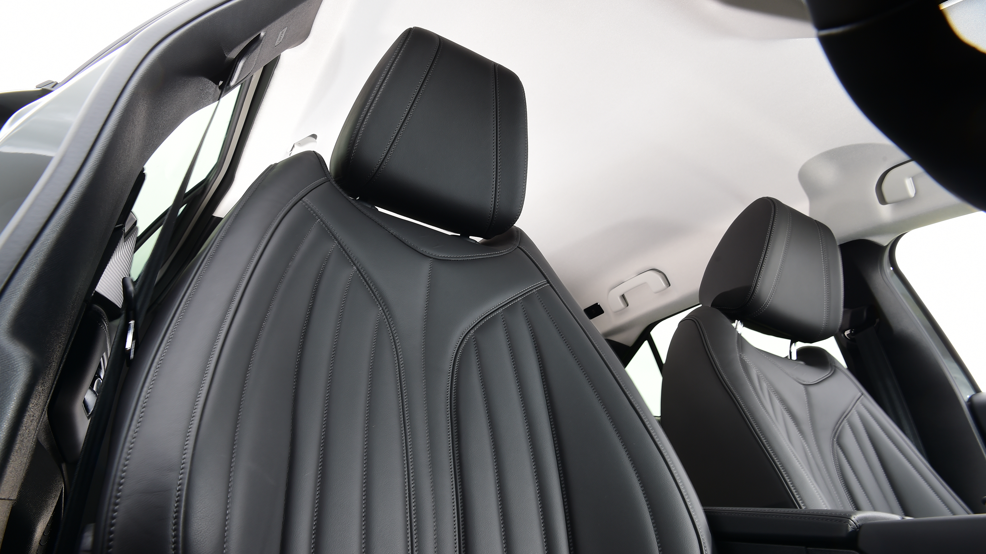 DS 4 - front seats