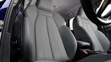 Audi A3 - front seats
