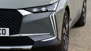 DS 4 - headlight