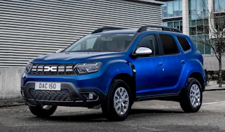Dacia Duster Commercial - front
