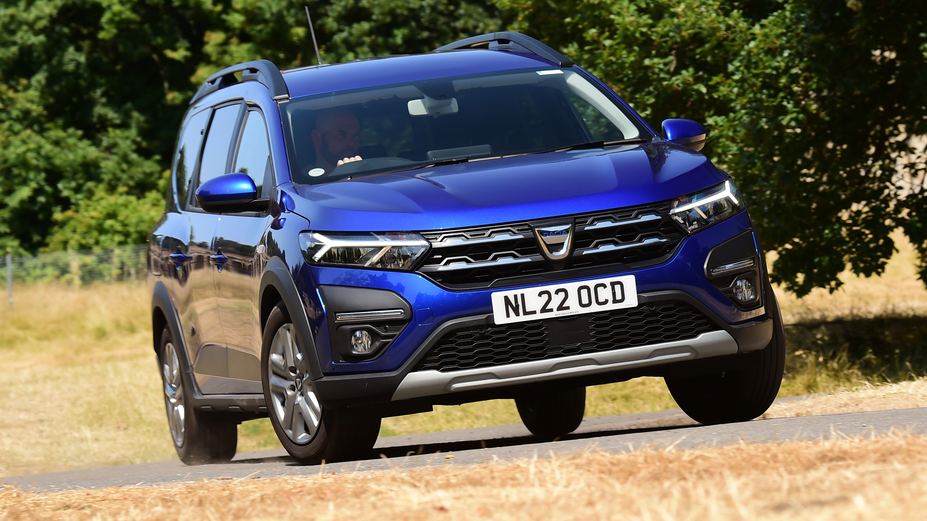 Dacia Jogger long-termer: front action
