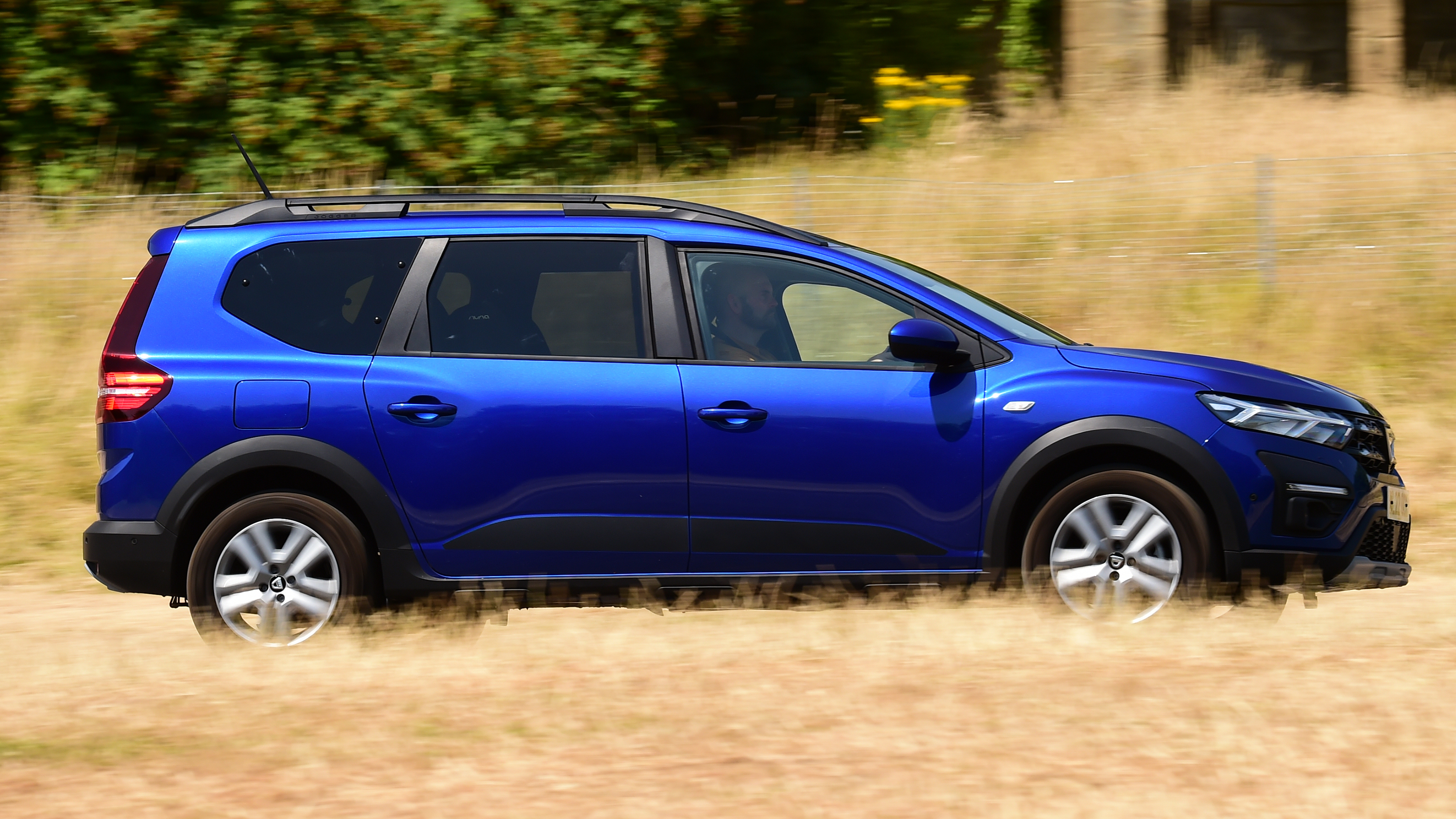 Dacia Jogger long-termer: side