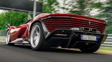 Ferrari Daytona SP3 - rear tracking