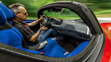 Ferrari Daytona SP3 - interior driving