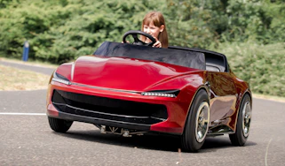 Firefly Sport - child driving