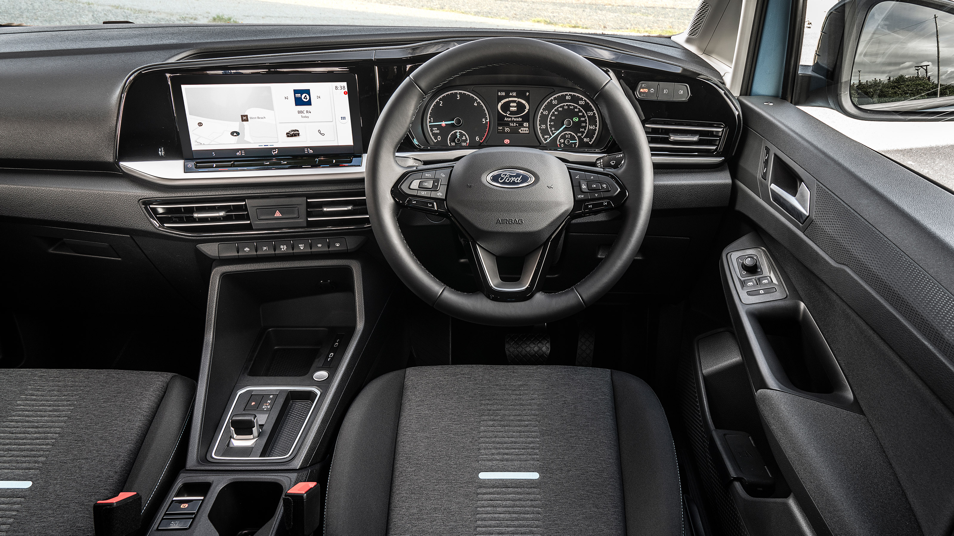 Ford Grand Tourneo Connect - dash