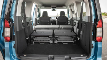 Ford Grand Tourneo Connect - boot config 1