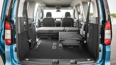 Ford Grand Tourneo Connect - boot config 2