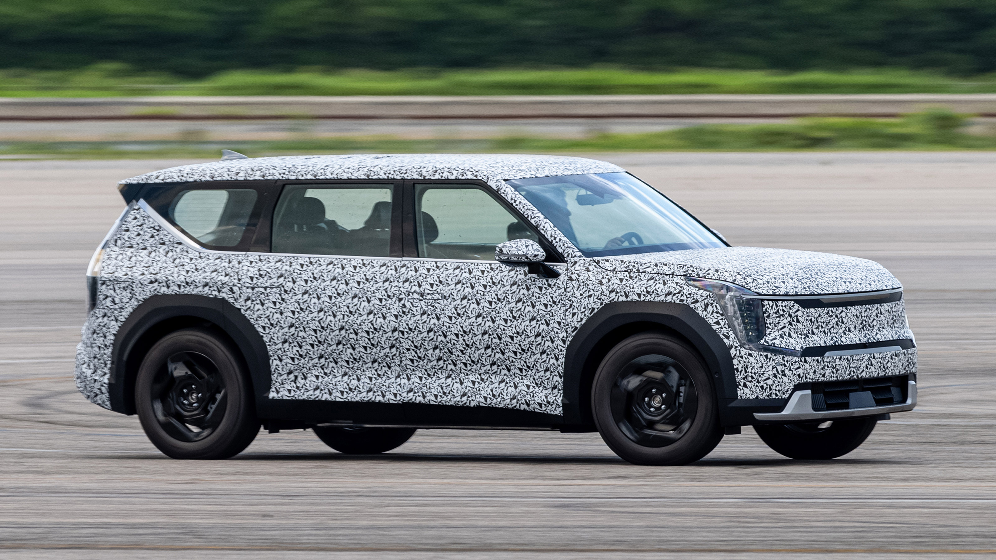 Kia EV9 - official spyshot 1