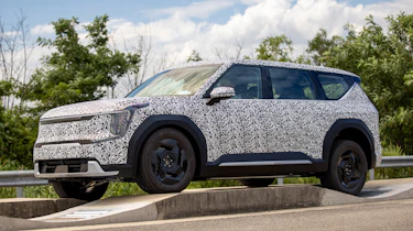 Kia EV9 - official spyshot 3