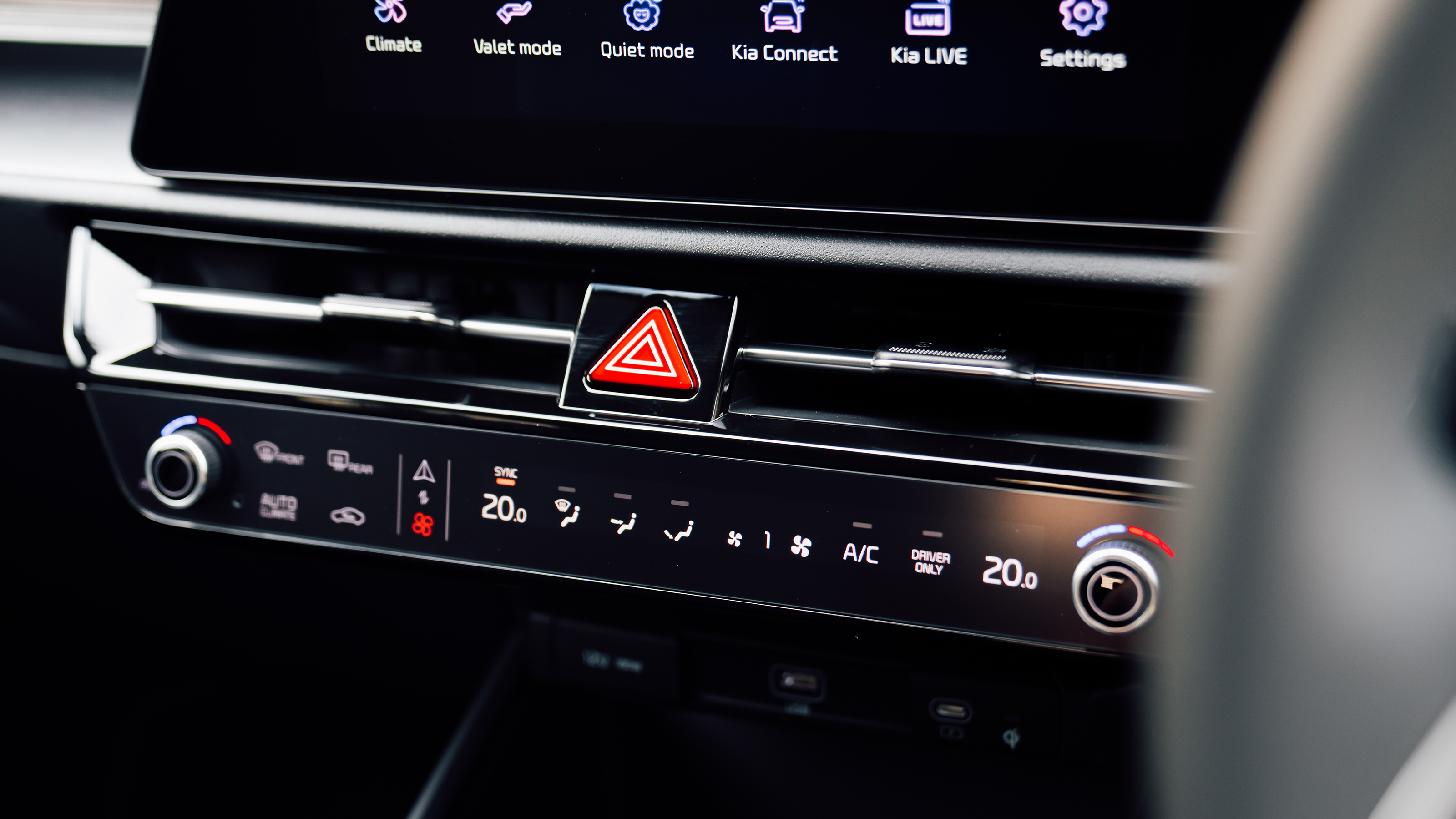 Kia Niro EV - climate/infotainment control buttons