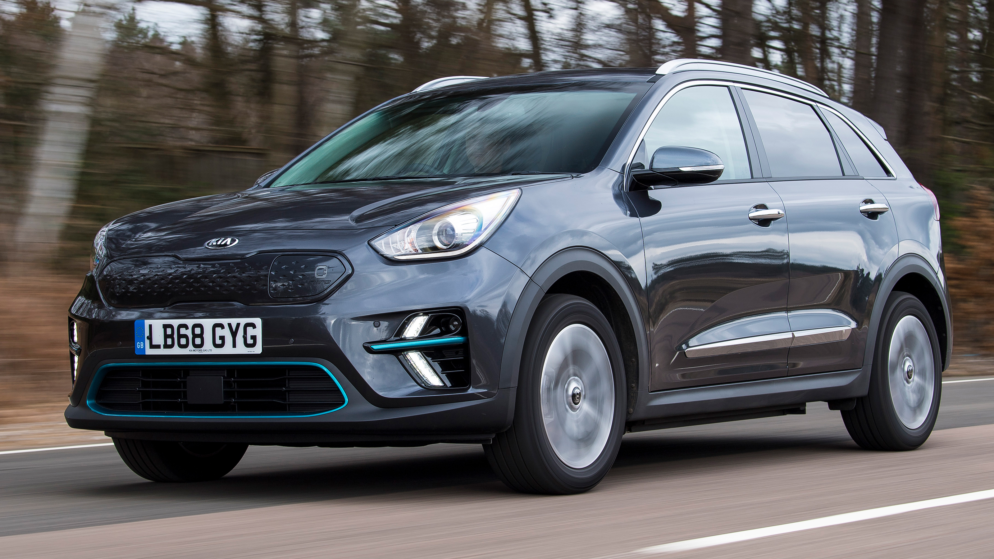 Kia e-Niro - front tracking