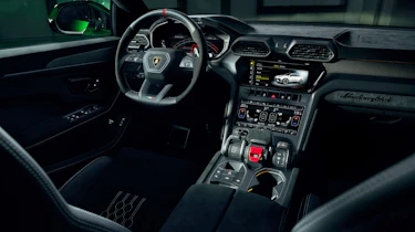 Lamborghini Urus Performante - dash