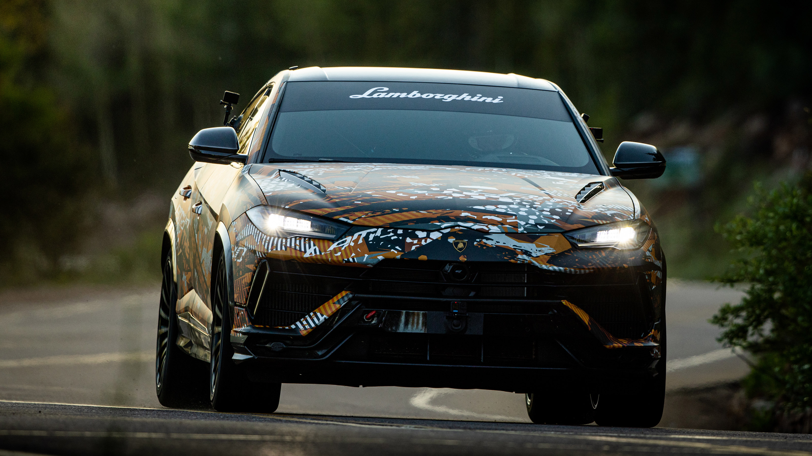 Lamborghini Urus Pikes Peak 3