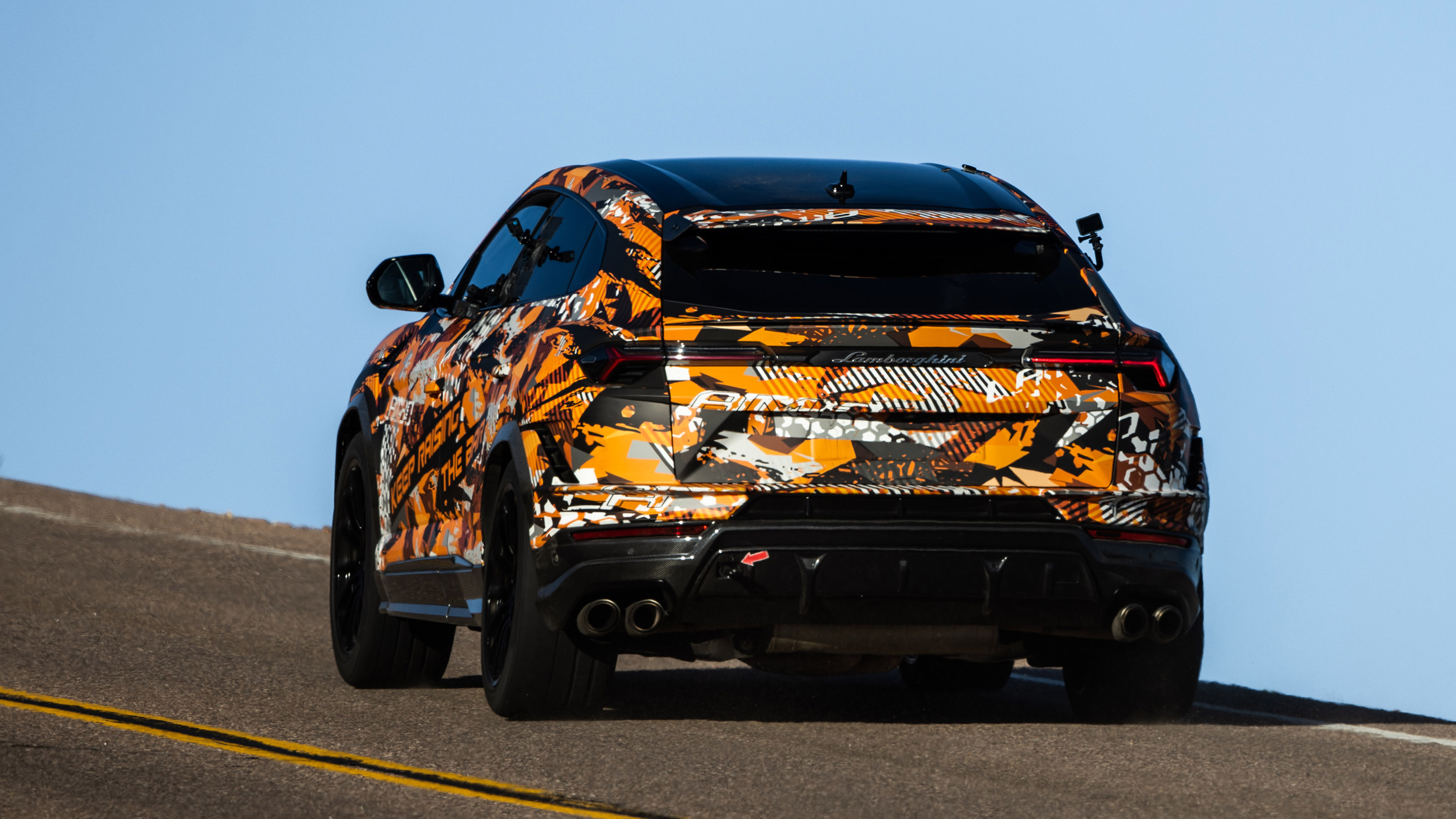 Lamborghini Urus Pikes Peak 2