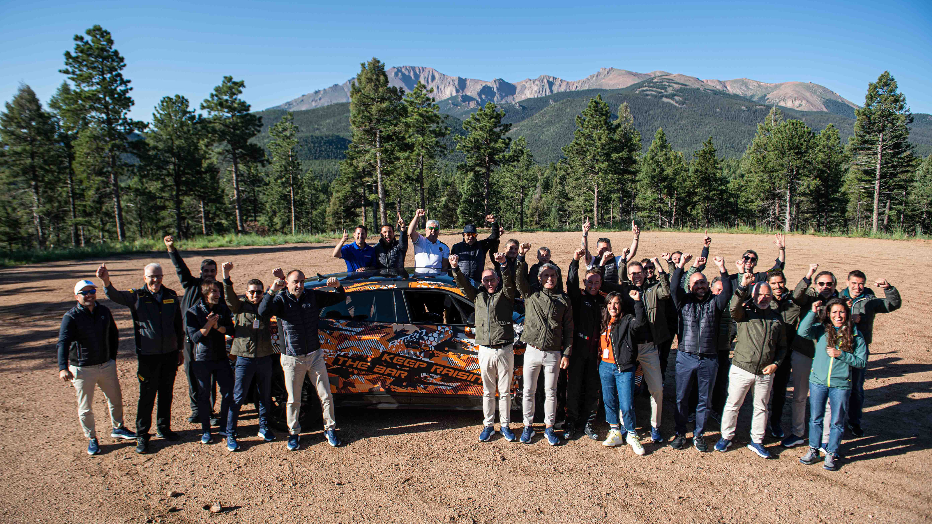 Lamborghini Urus Pikes Peak 9