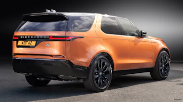 Land Rover Discovery - rear (watermarked)