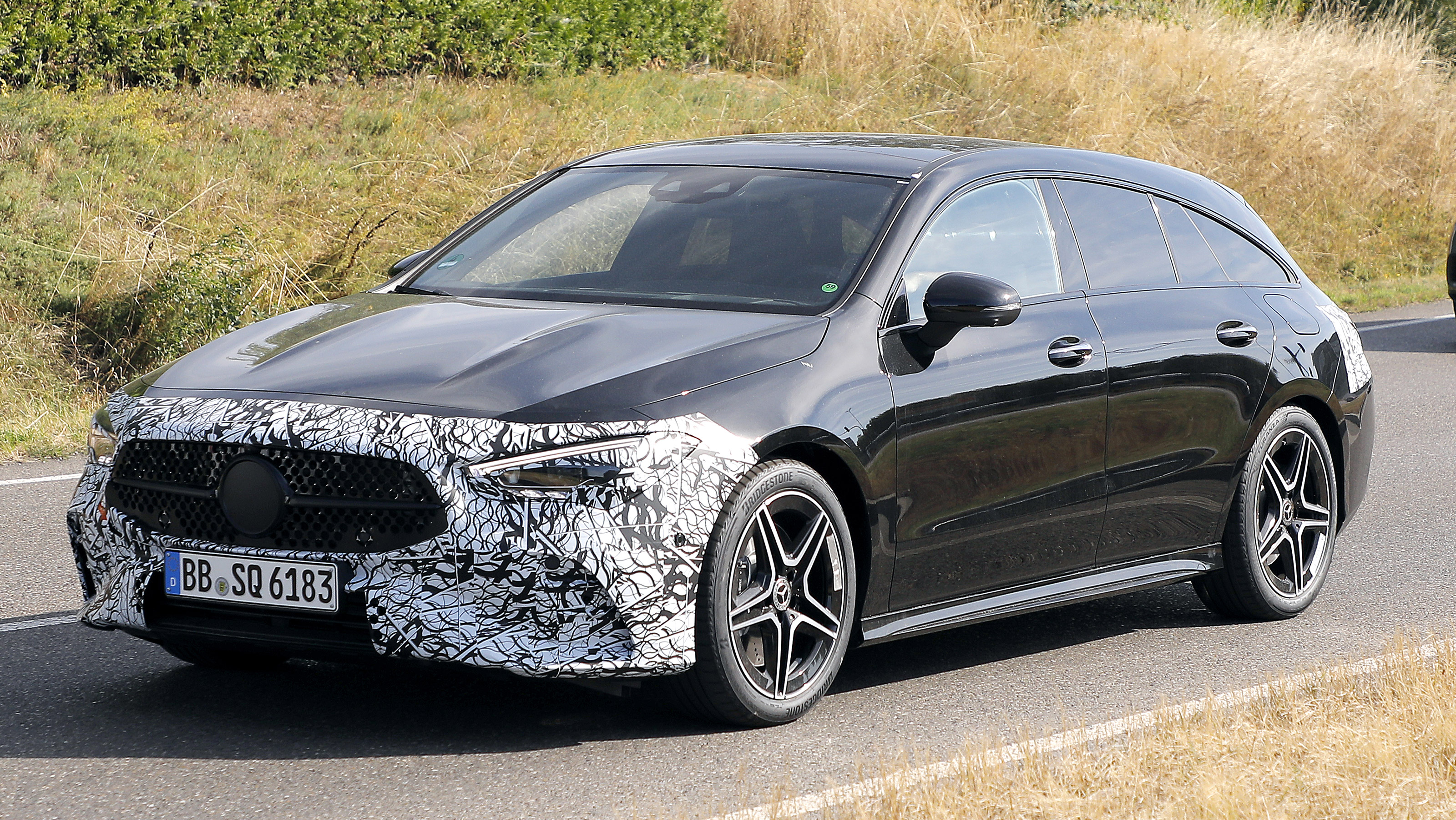 Mercedes CLA Shooting Brake - spyshot 1