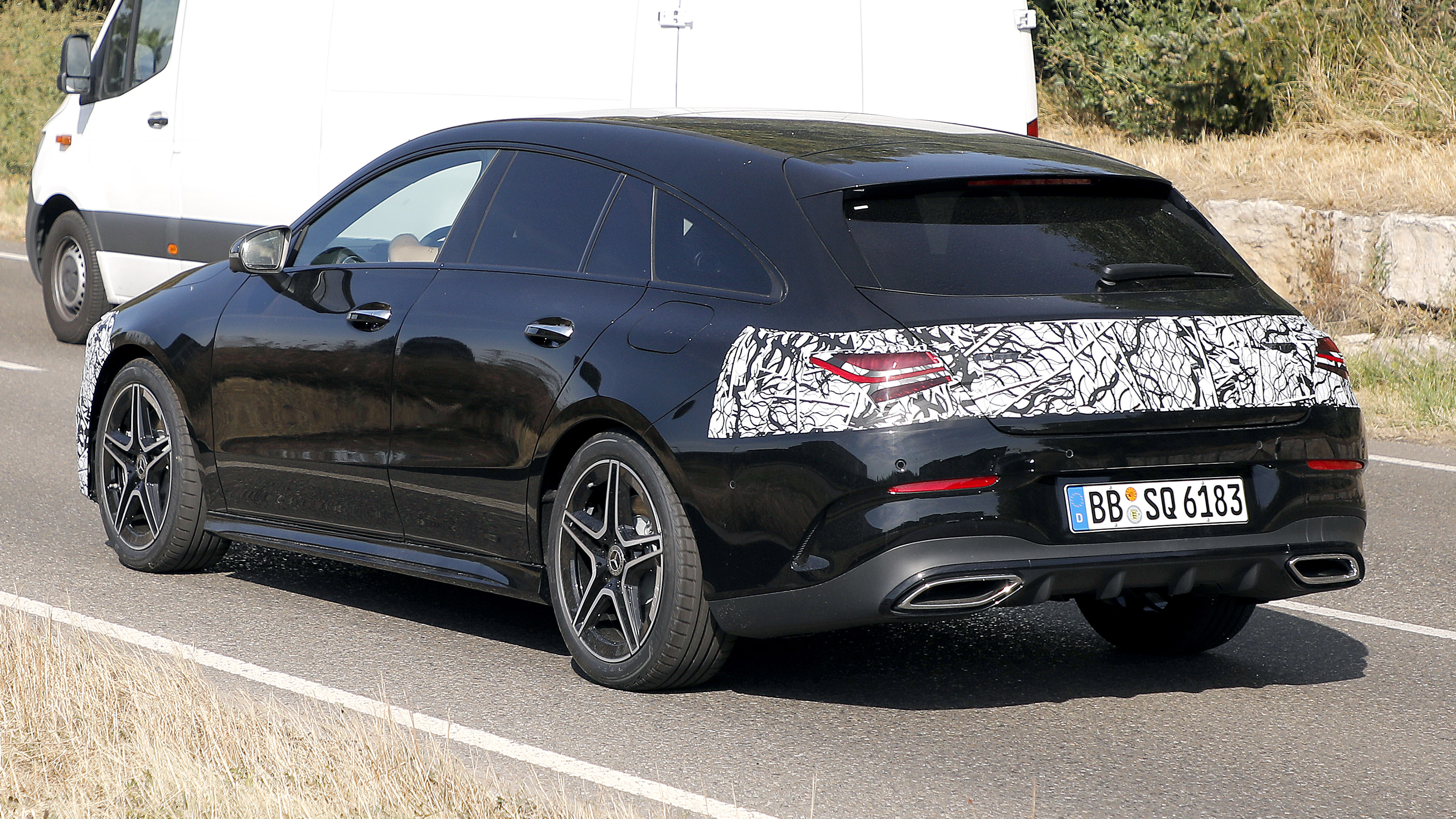 Mercedes CLA Shooting Brake - spyshot 3