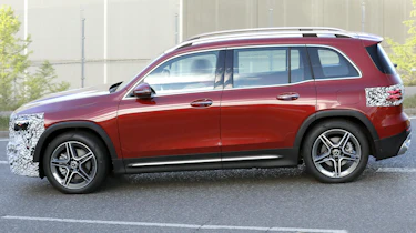 Mercedes GLB Spy - side