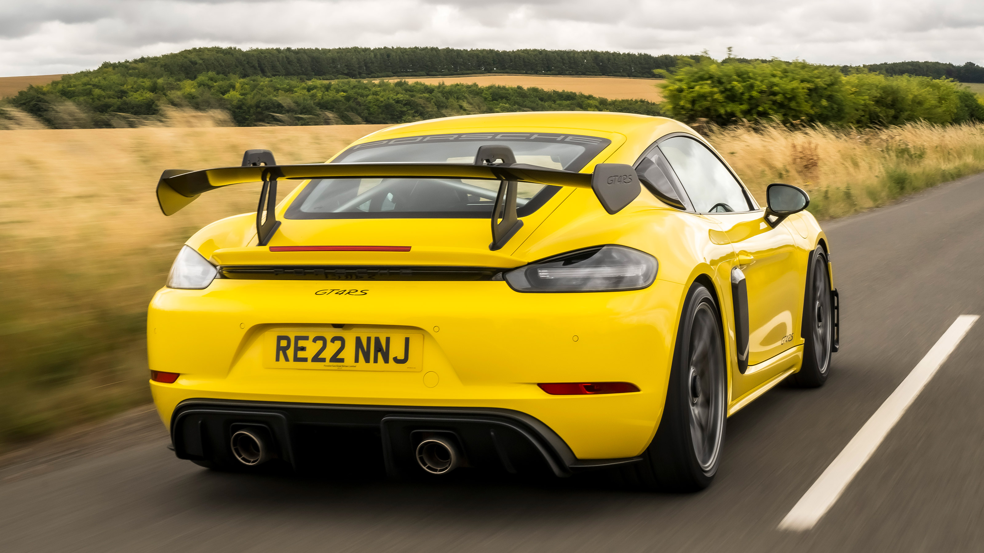 Porsche 718 Cayman GT4 RS - rear
