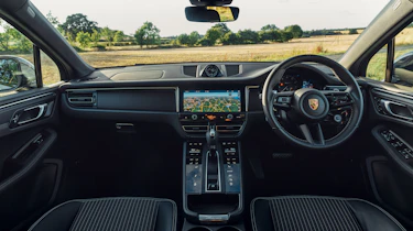 Porsche Macan T - interior