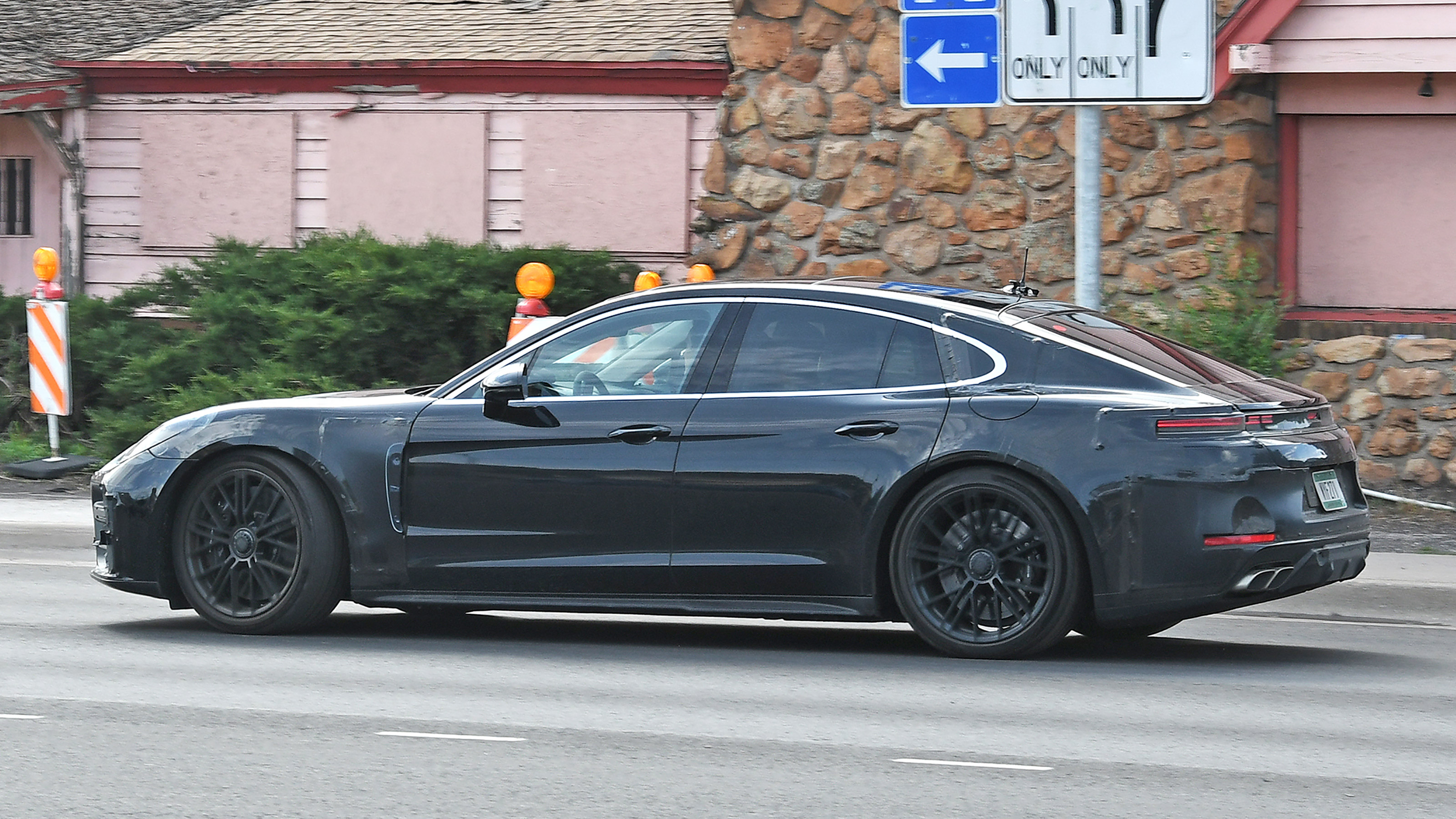 Porsche Panamera spyshot 3