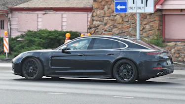 Porsche Panamera spyshot 3