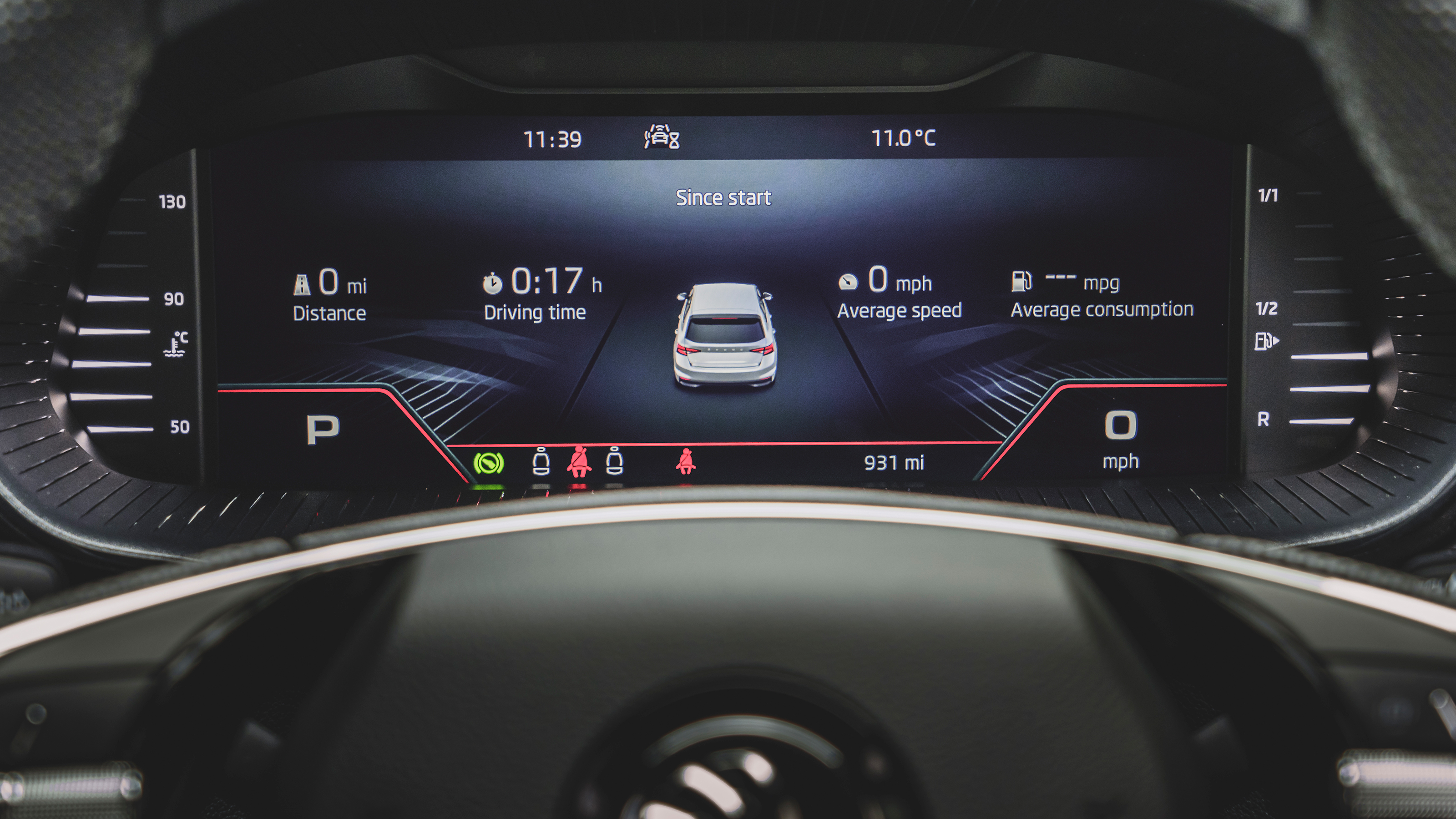 Skoda Fabia Monte Carlo - dashboard status screen