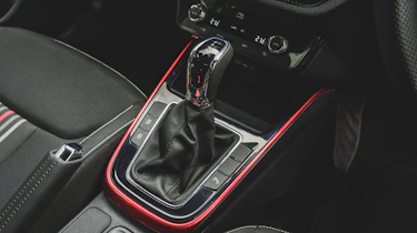Skoda Fabia Monte Carlo - gear selector