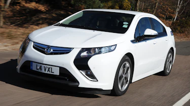 Vauxhall Ampera - front tracking