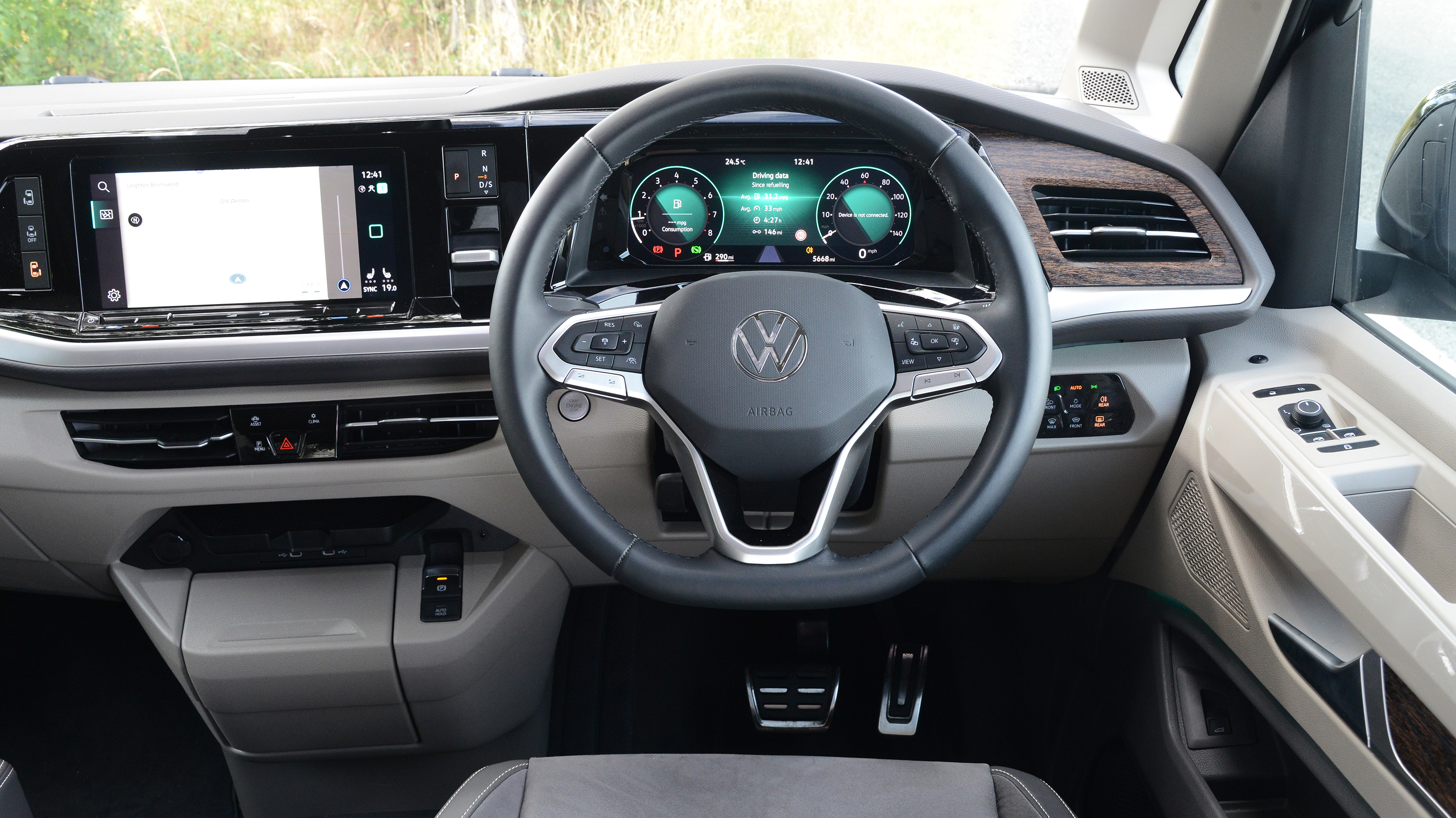 Volkswagen Multivan - interior
