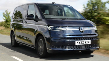 Volkswagen Multivan - front tracking